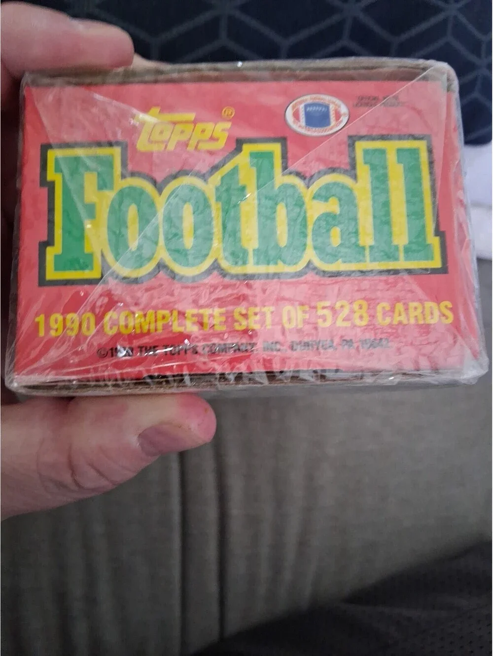 Topps 1990 Football Trading Cards Complete Set of 528 Cards *Vintage & Unopened